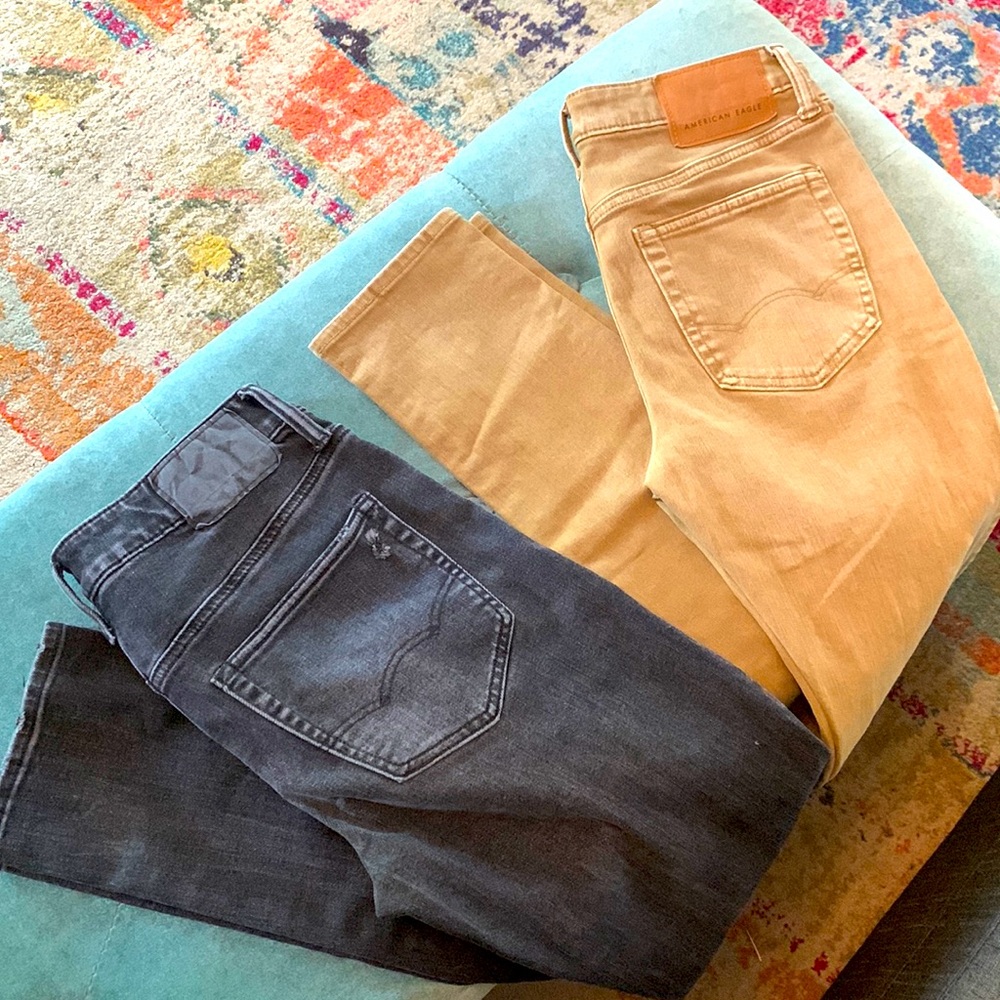 2 pair American eagle boys jeans